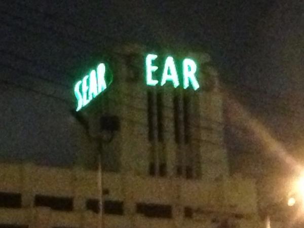 http://www.laobserved.com/intell/assets /SEARS.jpg
